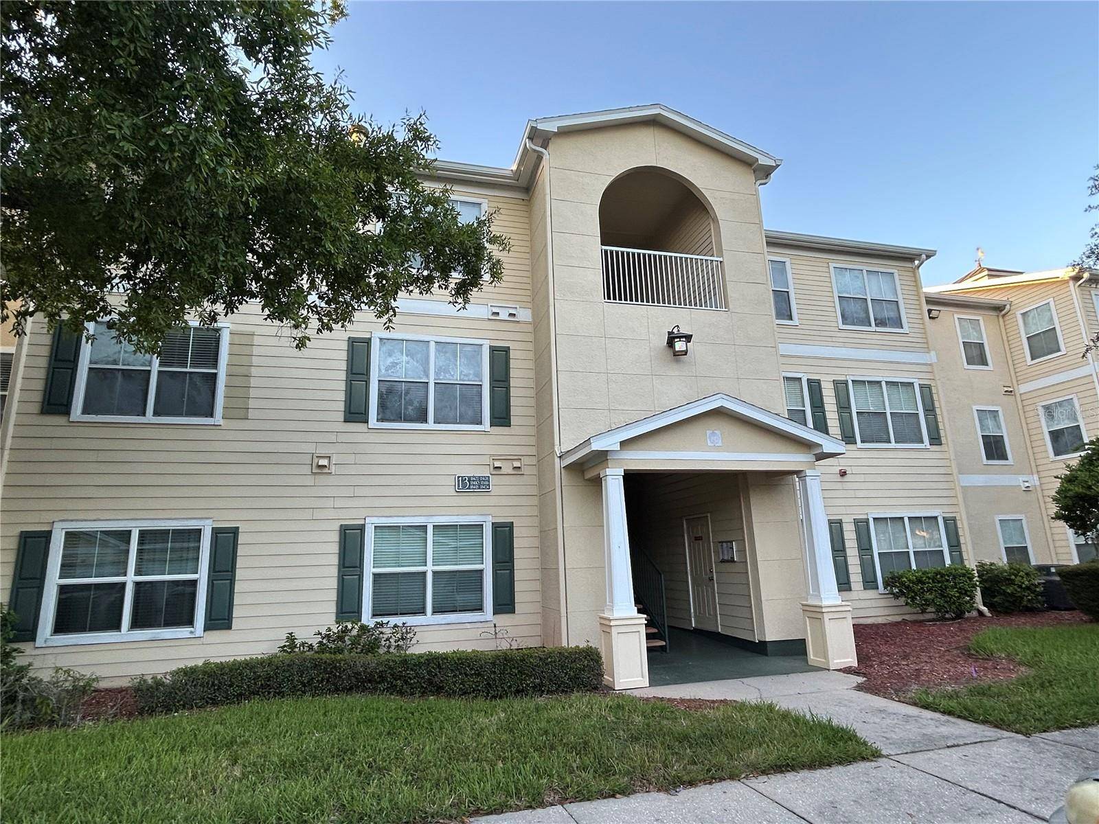 18414 BRIDLE CLUB DR #1, Tampa, FL 33647