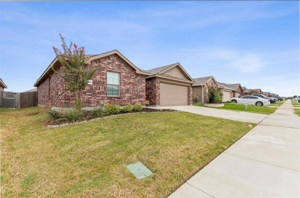 10345 Fort Belknap Trail, Crowley, TX 76036