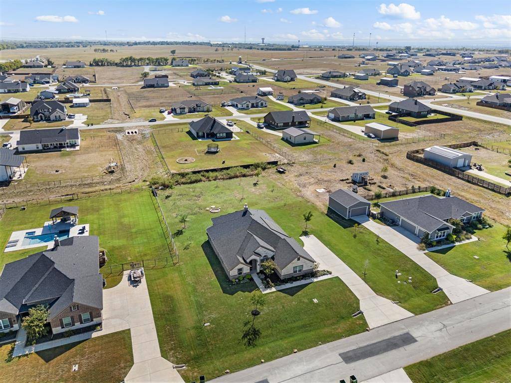 123 Mossy Creek Trail, Rhome, TX 76078