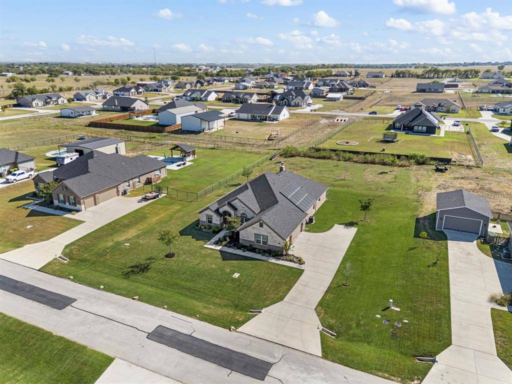 123 Mossy Creek Trail, Rhome, TX 76078