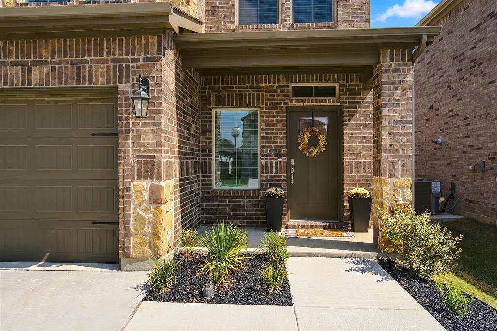 3520 Ample Vista Road, Aubrey, TX 76227
