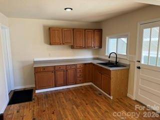 1110 N Ridge RD, Hendersonville, NC 28792