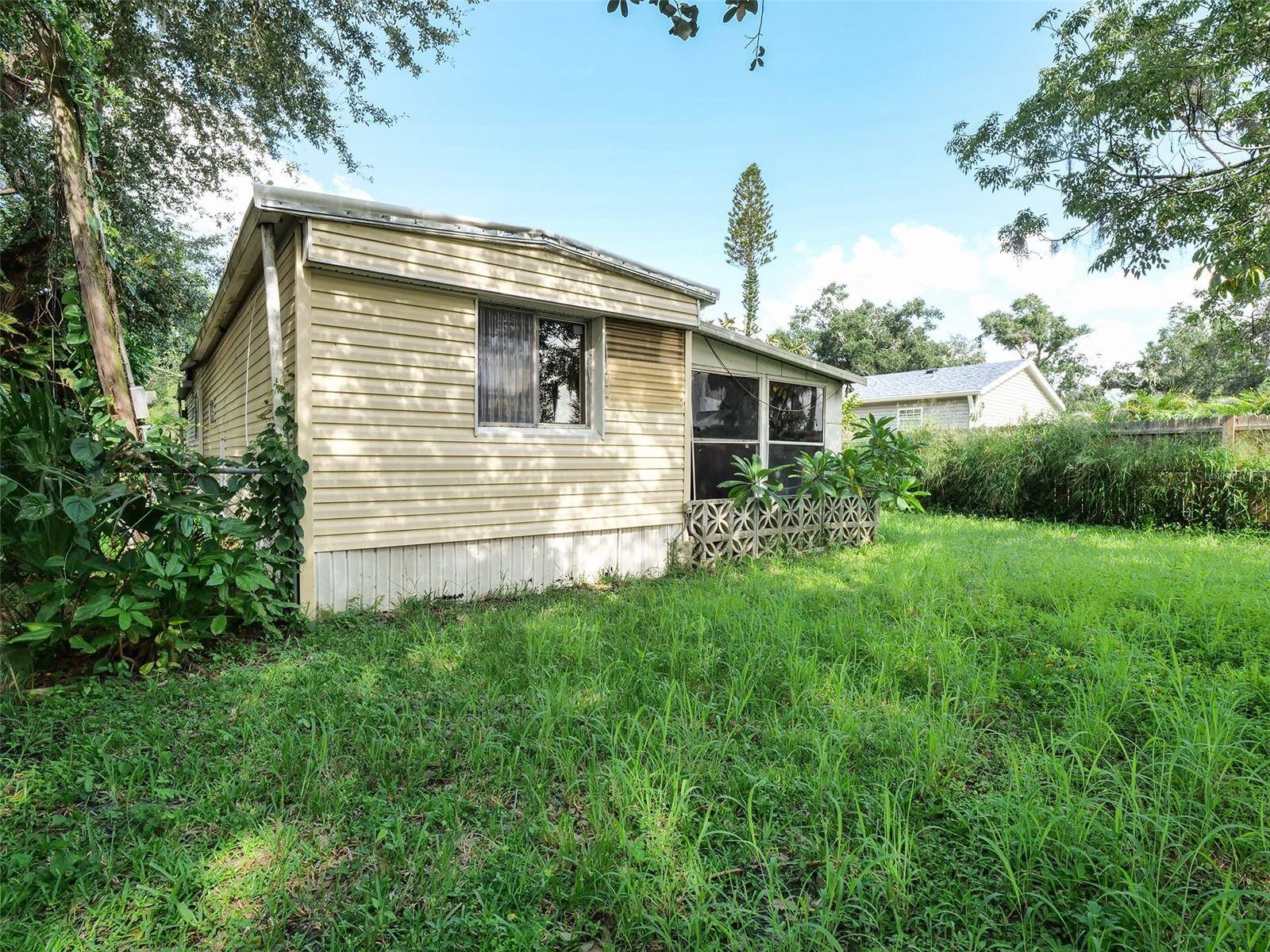 4863 VICTORIA AVE, Sarasota, FL 34233
