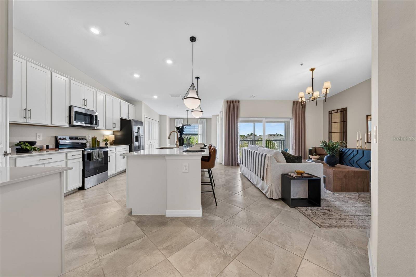 18911 SCALLOP LOOP #204, Lakewood Ranch, FL 34211