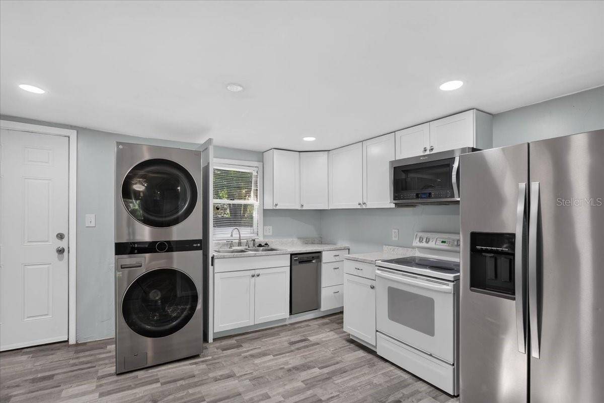 1315 NE 3RD AVE, Gainesville, FL 32641