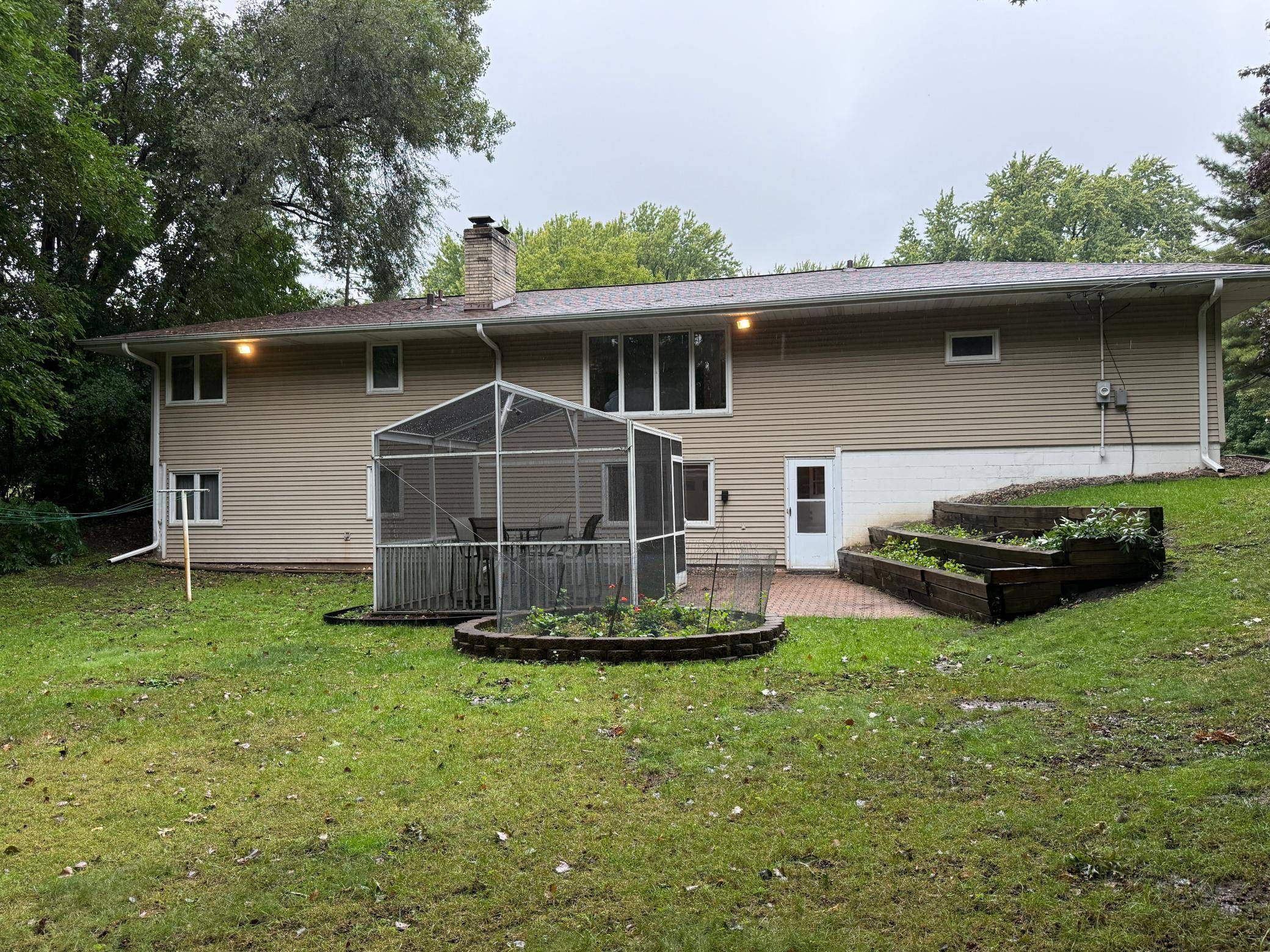 6447 Westchester CIR, Golden Valley, MN 55427
