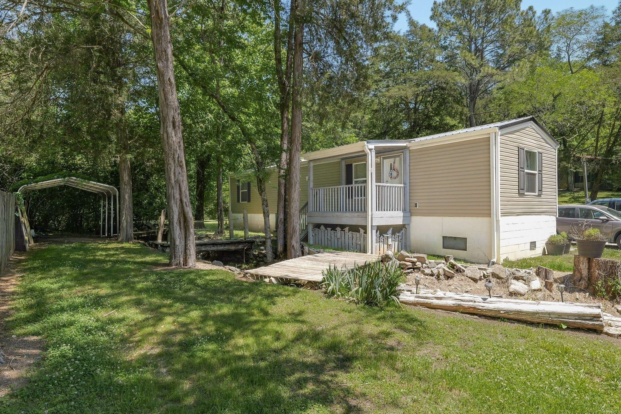 21 Lincoln Lake Rd, Kelso, TN 37348