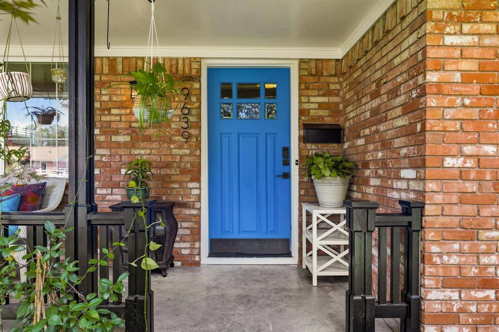 9639 Leaside Drive, Dallas, TX 75238