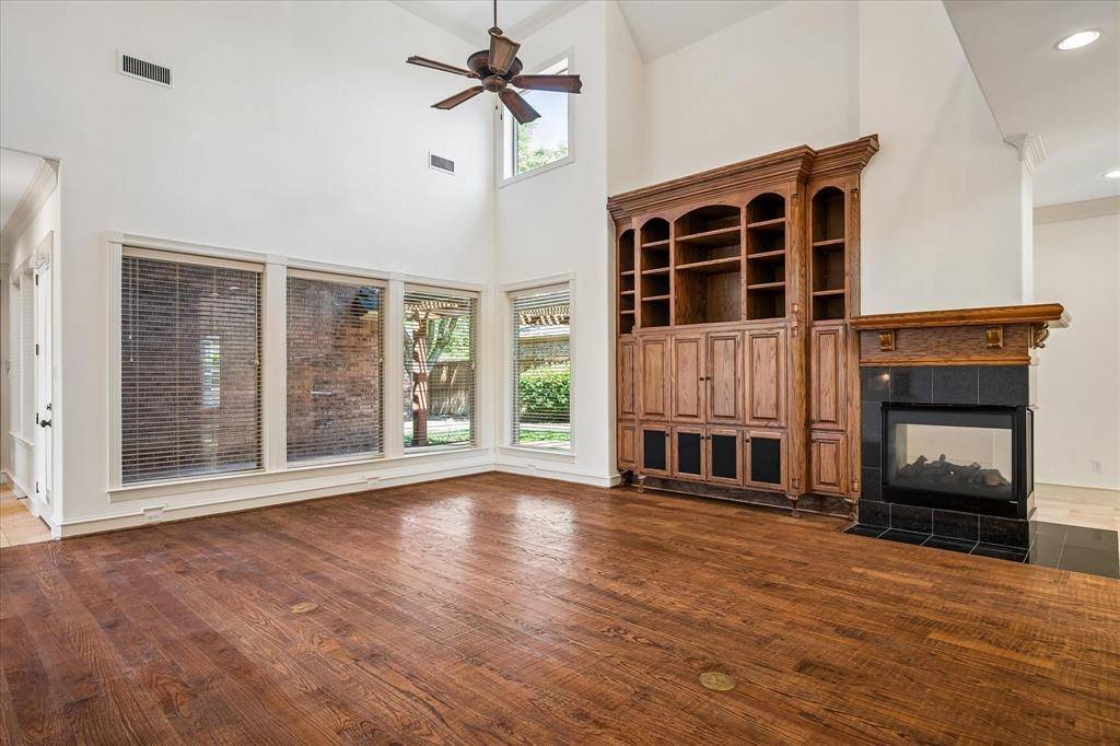 4709 Strait Lane, Carrollton, TX 75010