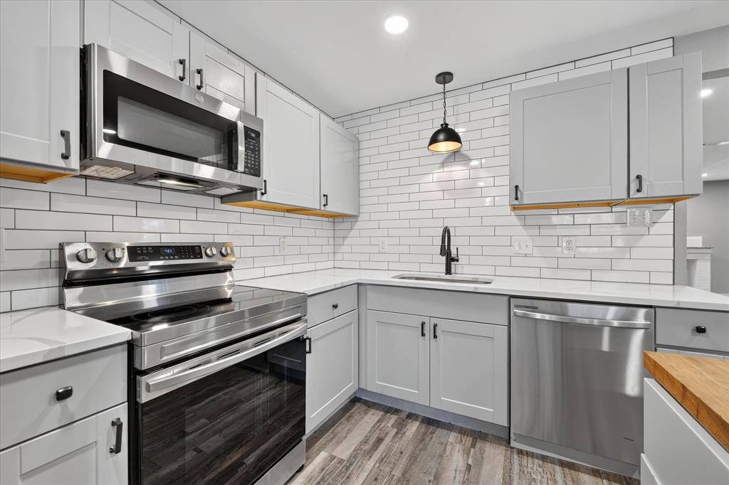 2802 El Capitan Drive, Dallas, TX 75228