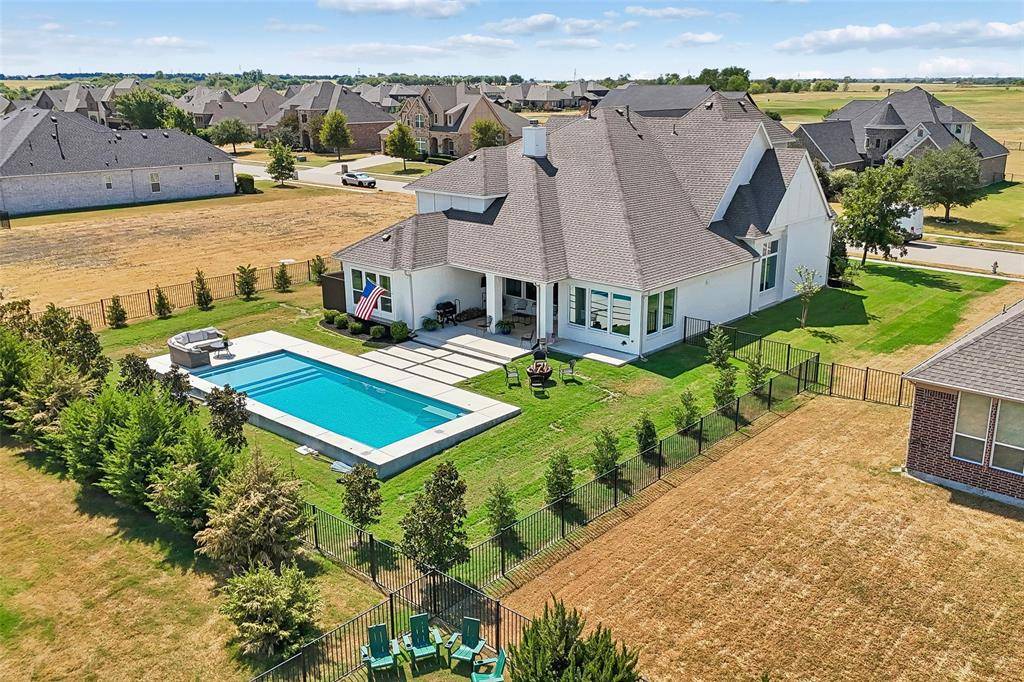 1818 Turtle Creek Lane, Gunter, TX 75058