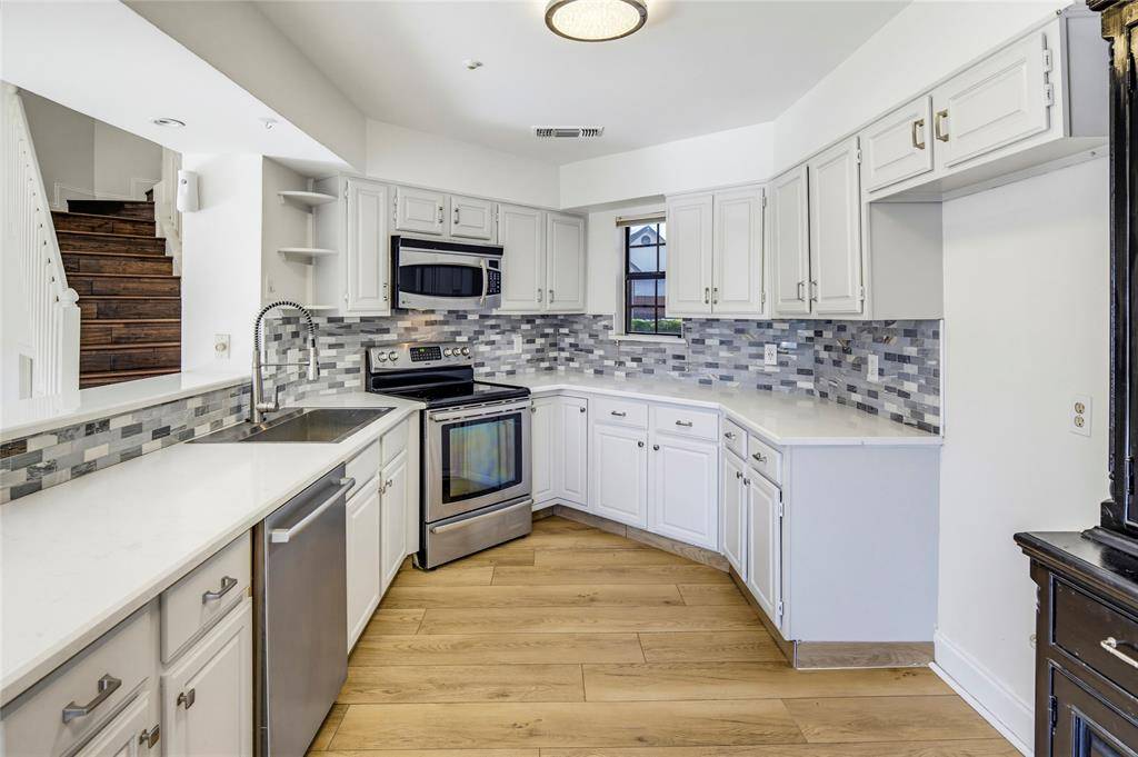 404 Santa Fe Trail #53, Irving, TX 75063