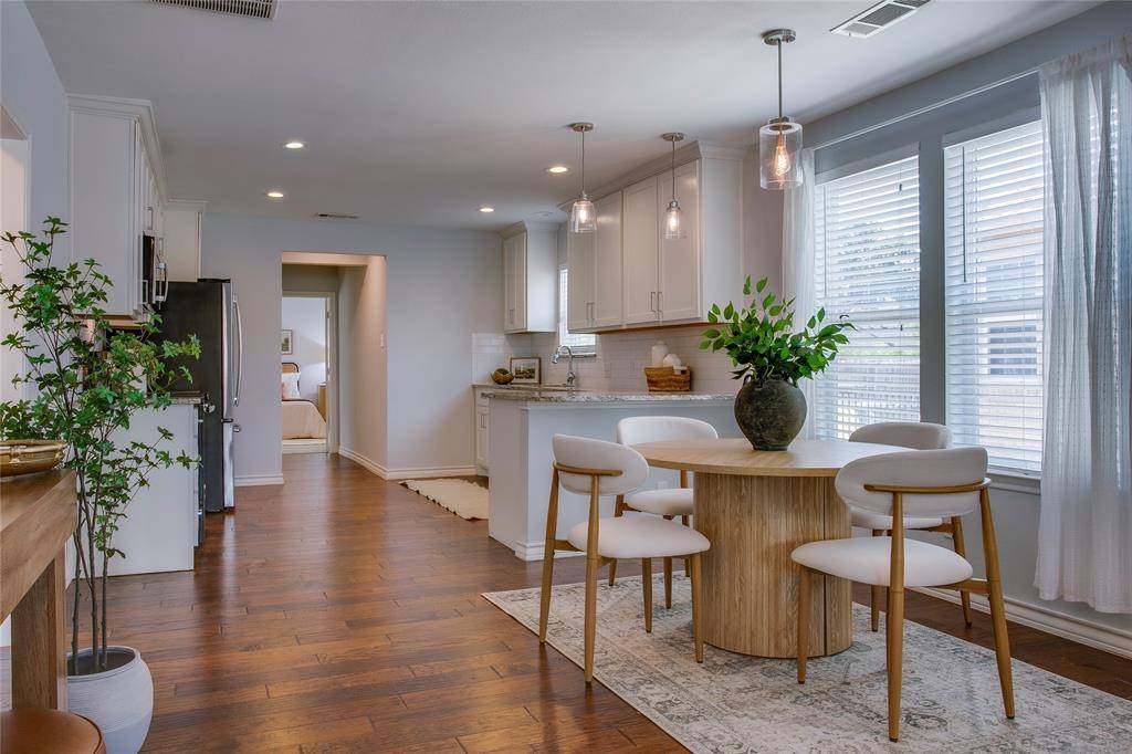 1110 Galloway Avenue, Dallas, TX 75216