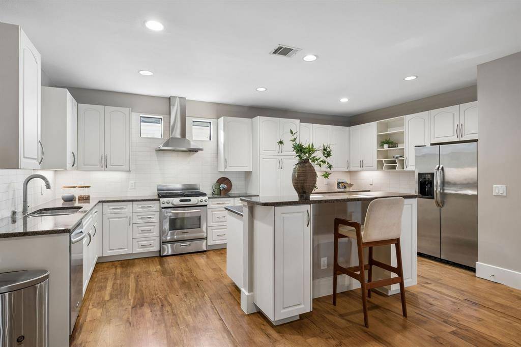2606 Shelby Avenue #102, Dallas, TX 75219