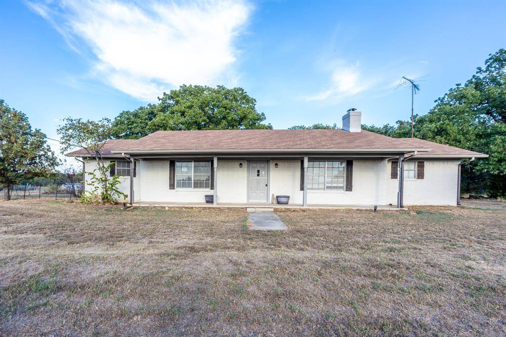 186 County Road 150, Gainesville, TX 76240