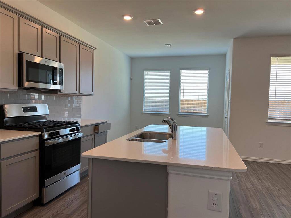 7213 Crepe Myrtle Avenue, Mckinney, TX 75071