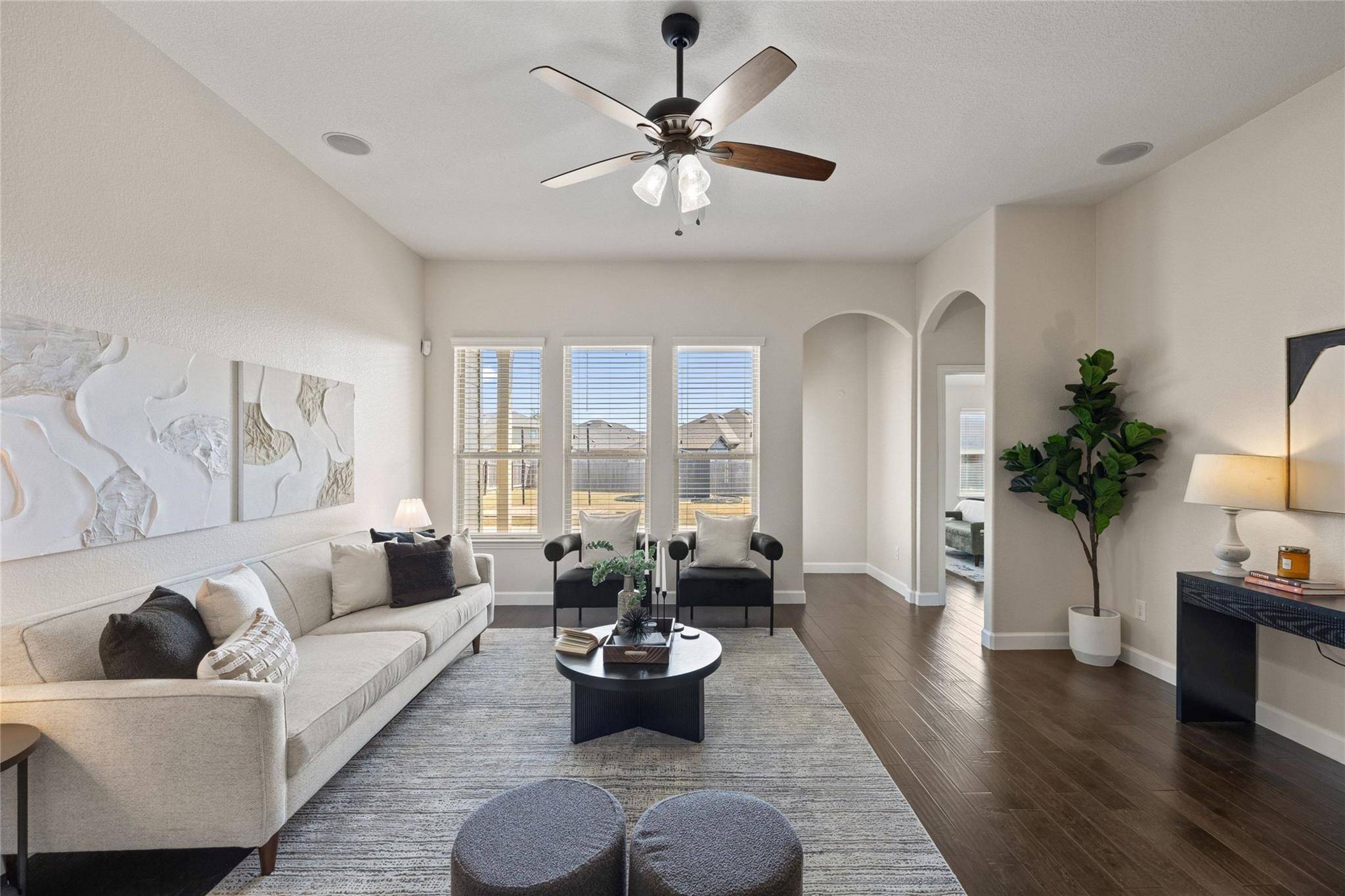 1008 Coconut CV, Hutto, TX 78634