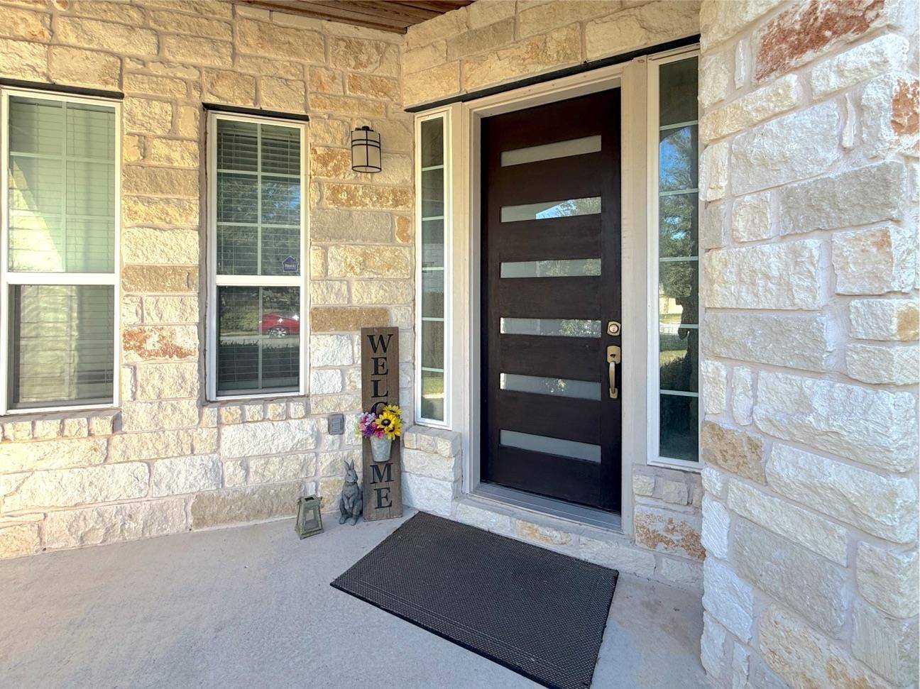 315 Parkwest DR, Cedar Park, TX 78613
