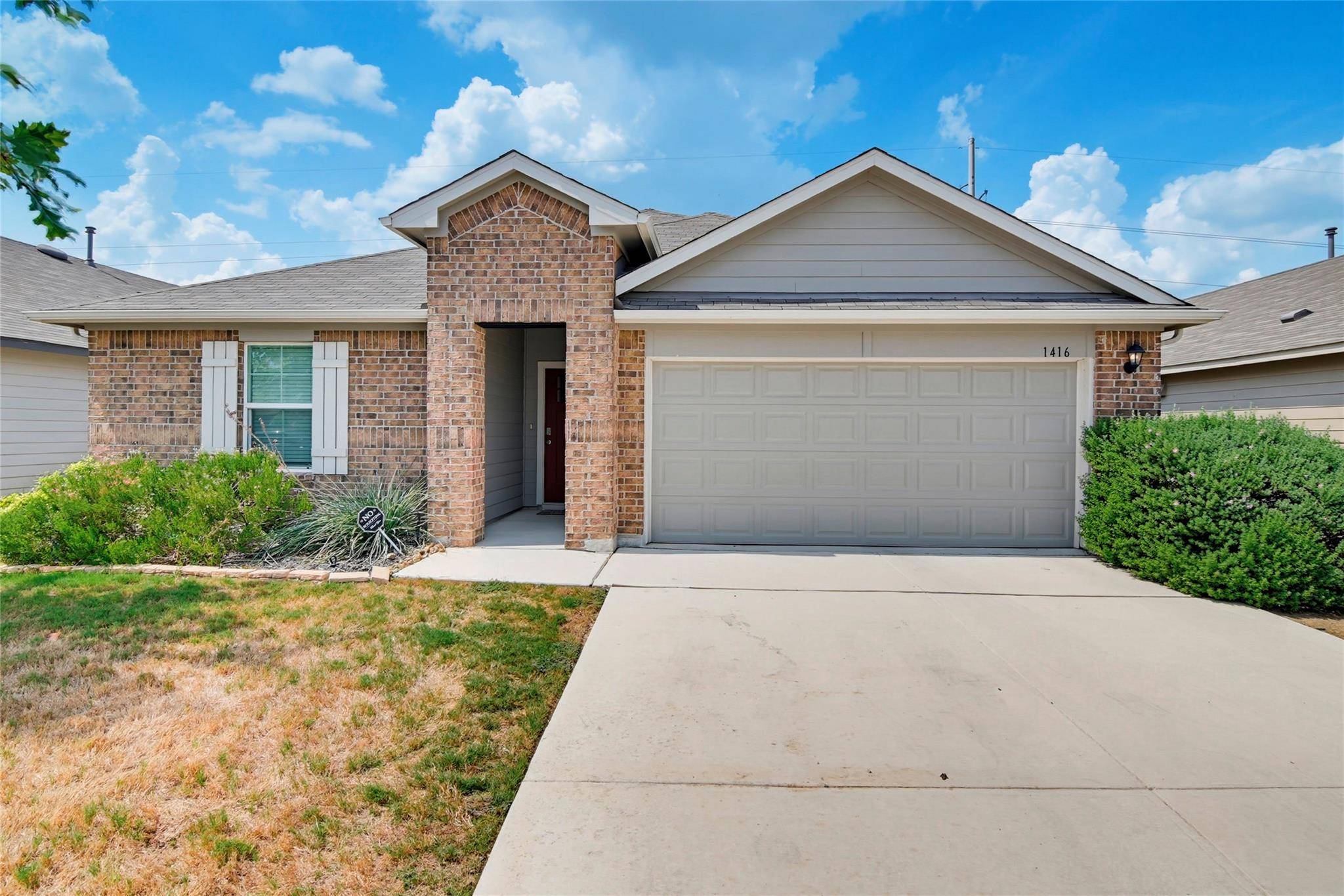 1416 PARKWOOD, Seguin, TX 78155