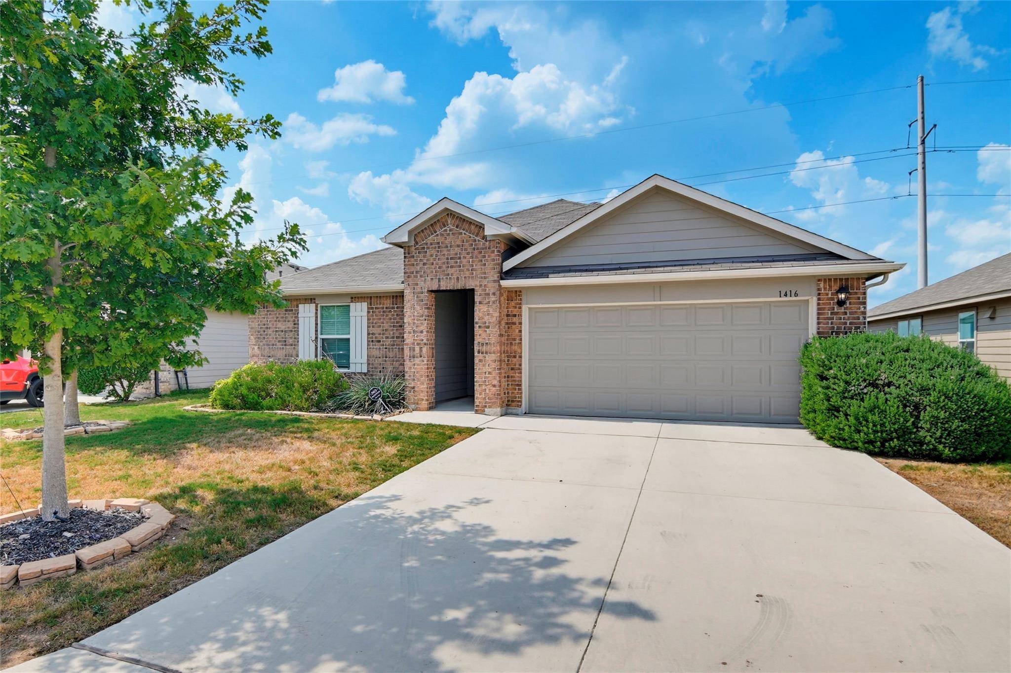 1416 PARKWOOD, Seguin, TX 78155