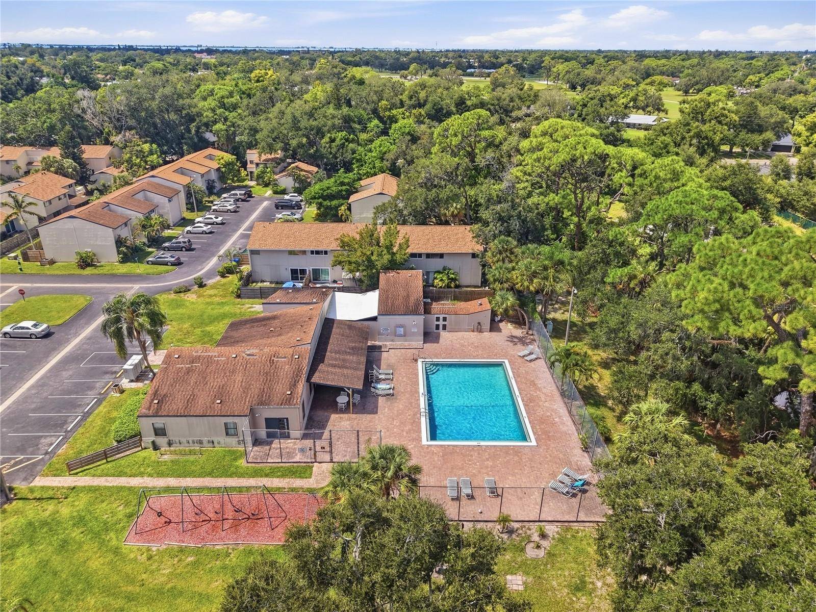 912 BYRON LN #5C, Sarasota, FL 34243