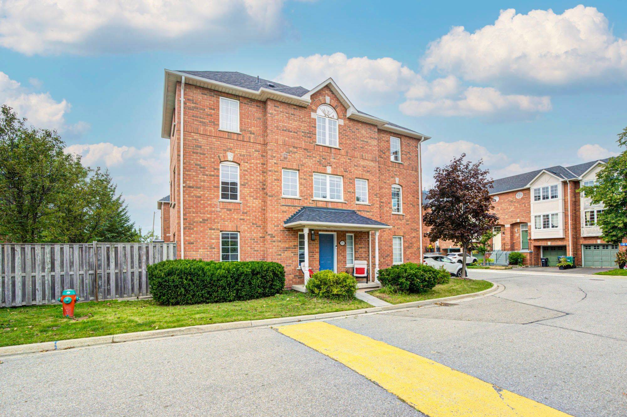 80 Acorn PL #171, Mississauga, ON L4Z 3S7