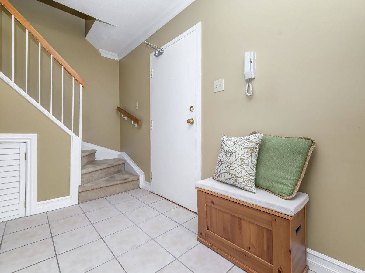3066 Councillor's WAY #H, Blossom Park - Airport And Area, ON K1T 2S7