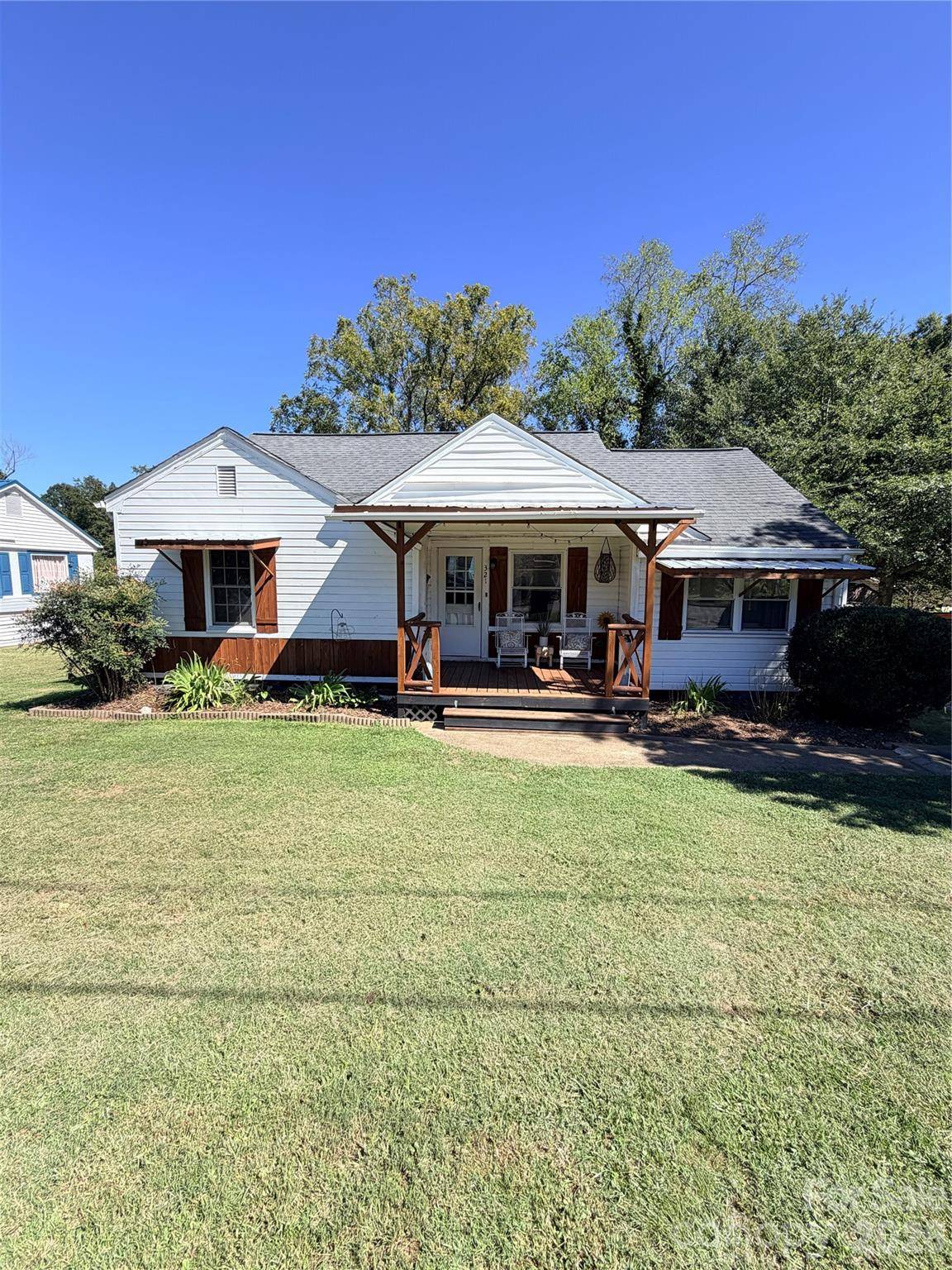 321 21st ST SW #41,42, Hickory, NC 28602