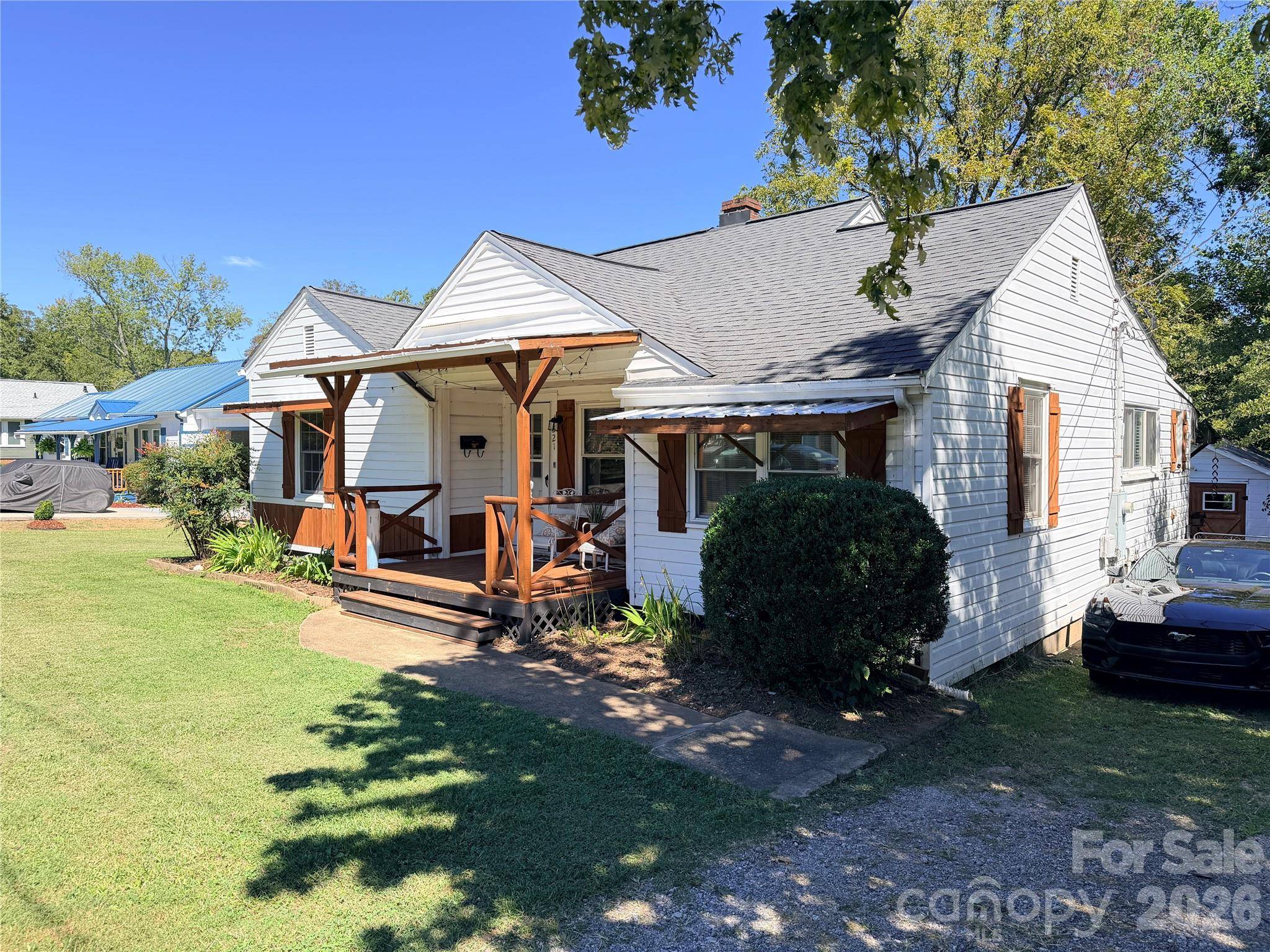 321 21st ST SW #41,42, Hickory, NC 28602