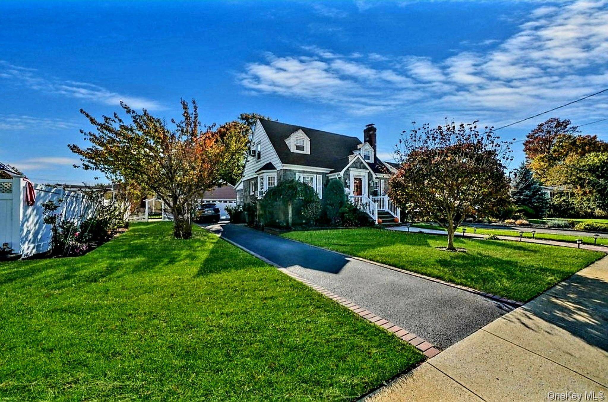 199 Claxton AVE, Bellmore, NY 11710