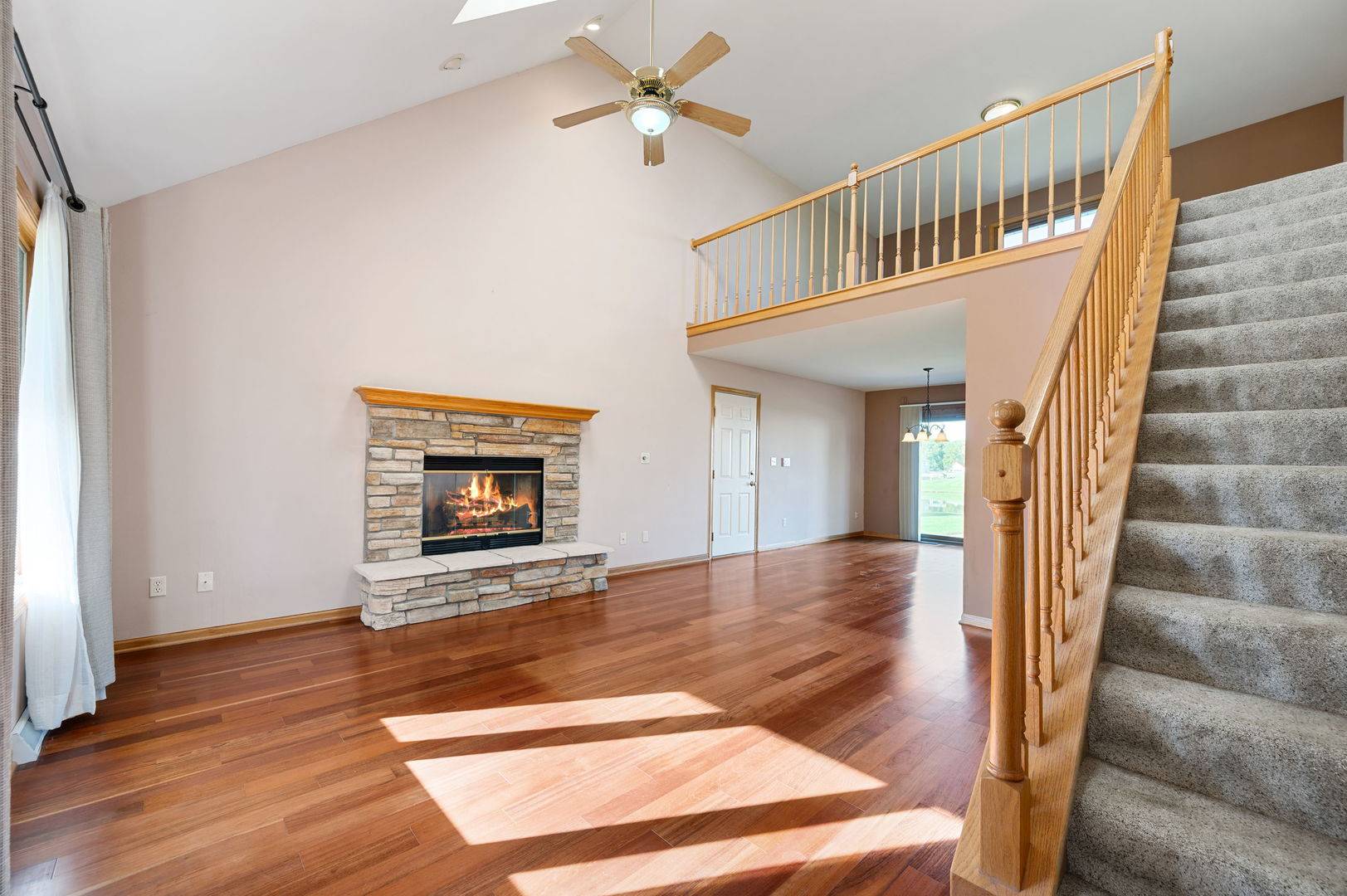 1142 Mulberry LN, Union Grove, WI 53182