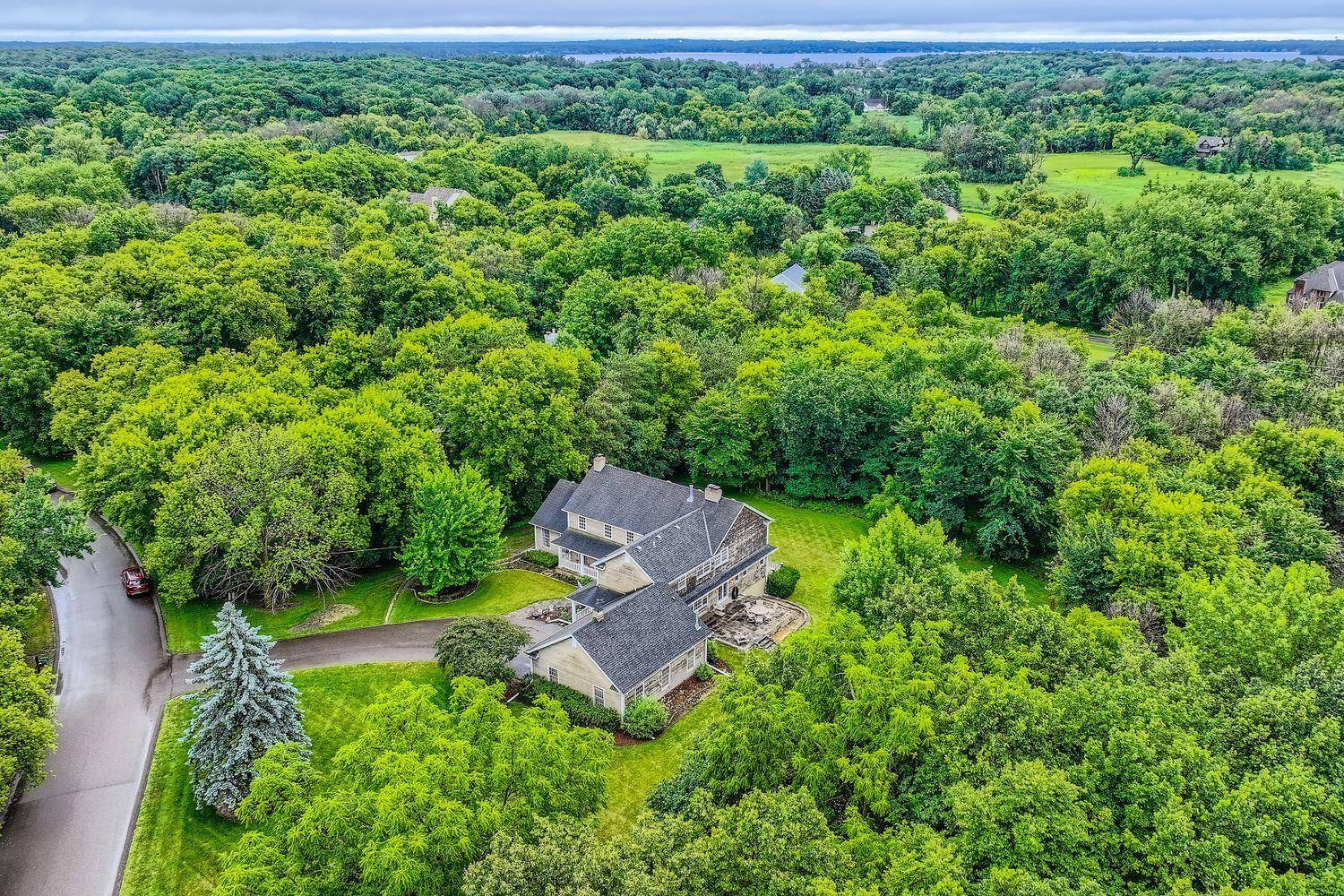 2350 Longview CIR, Orono, MN 55356
