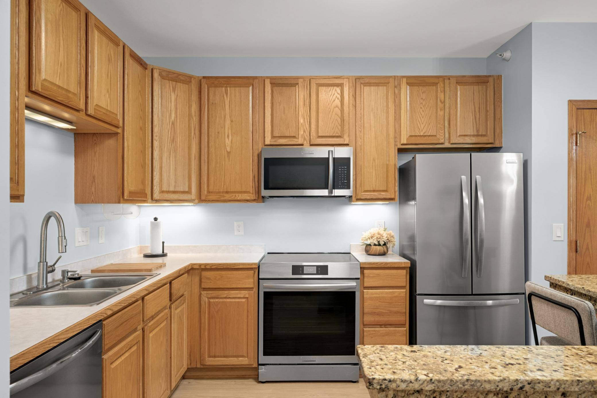 4824 E 53rd ST #301, Minneapolis, MN 55417