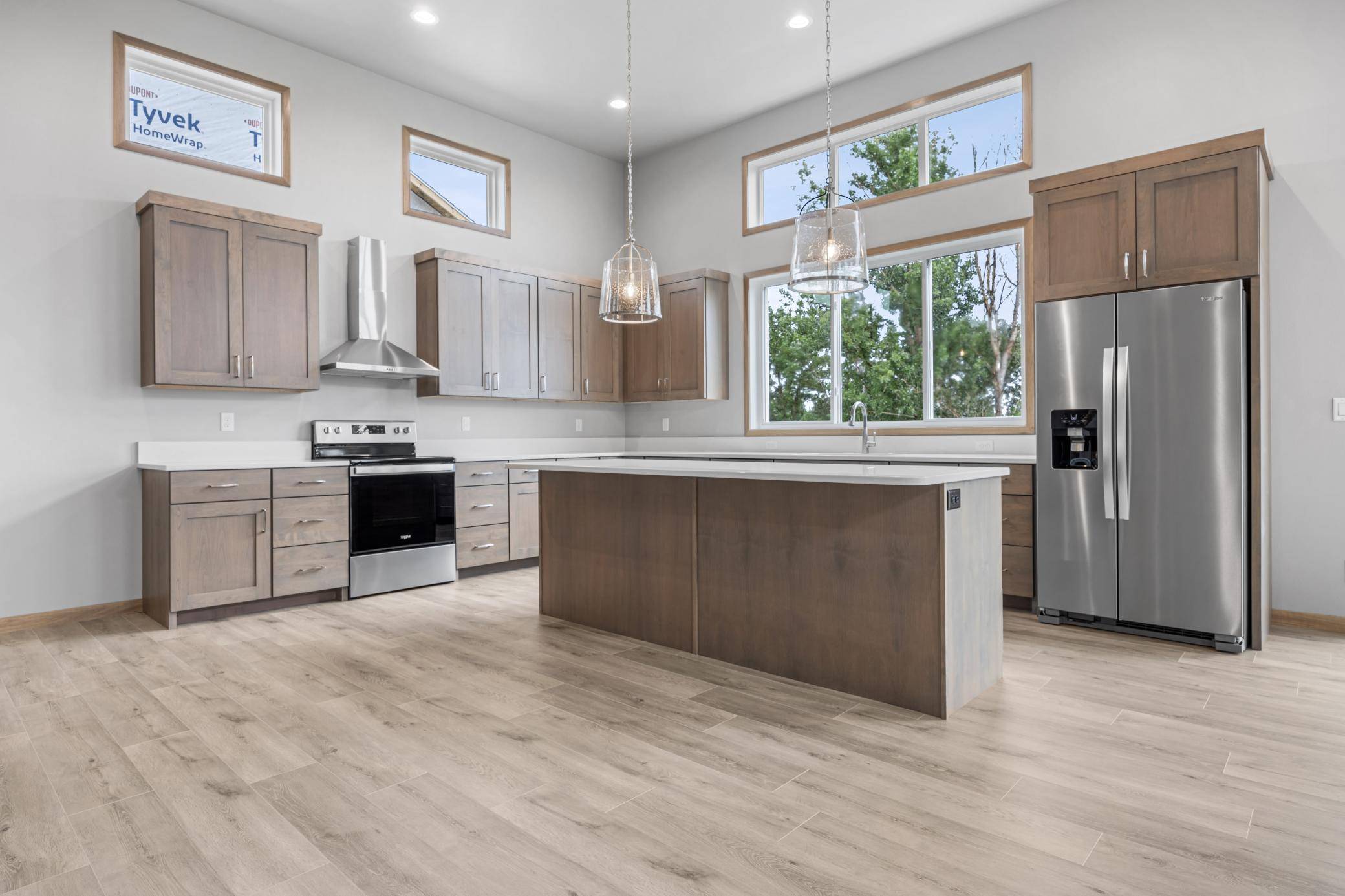 1015 61st AVE W, West Fargo, ND 58078