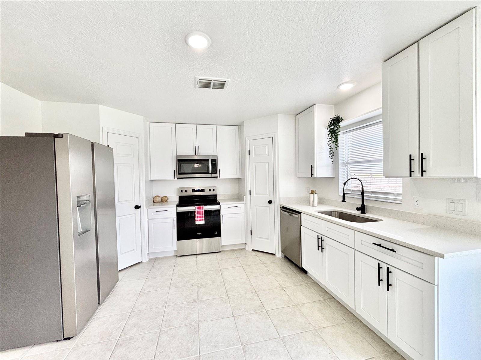509 RIDGES DR, Dundee, FL 33838