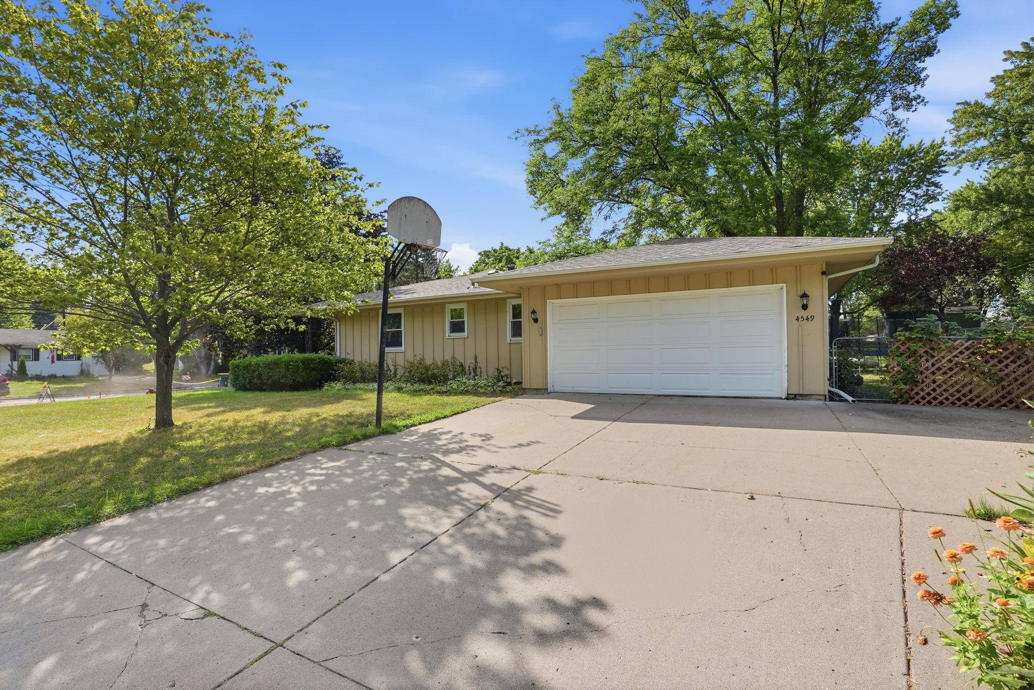 4549 Nevada AVE N, New Hope, MN 55428