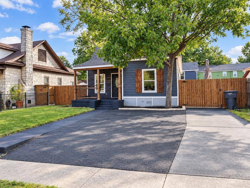 1417 Circle Park Boulevard, Fort Worth, TX 76164