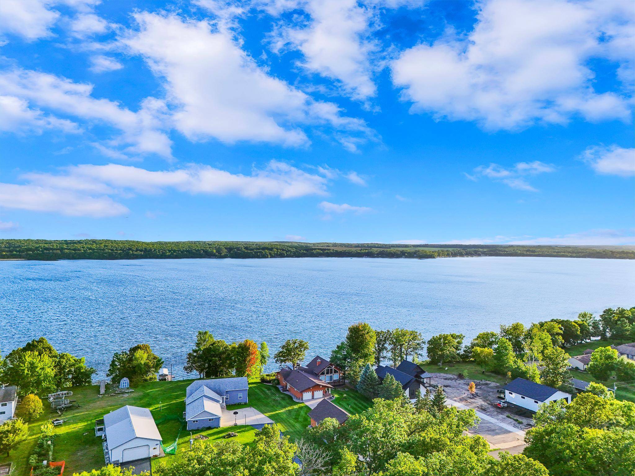 39644 Marion Lodge Trl, Perham, MN 56573