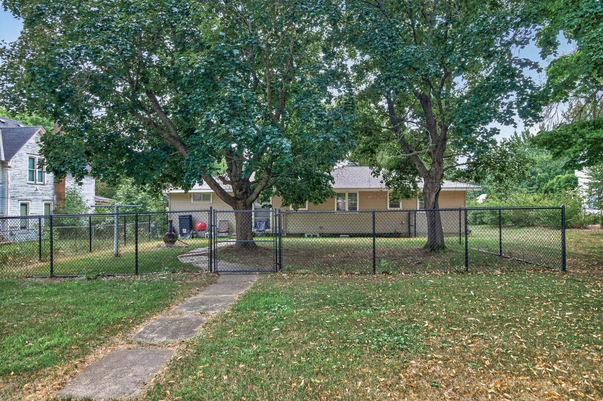 6516 Elm ST, North Branch, MN 55056