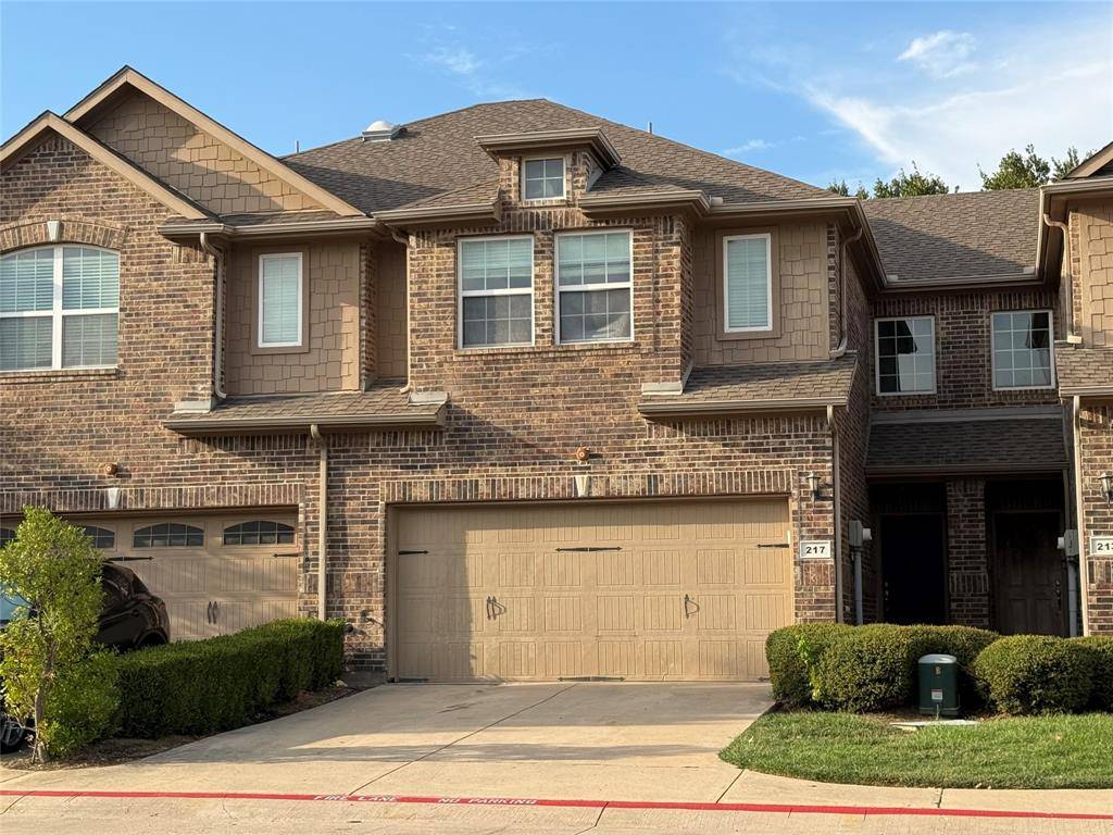 217 Barrington Lane, Lewisville, TX 75067