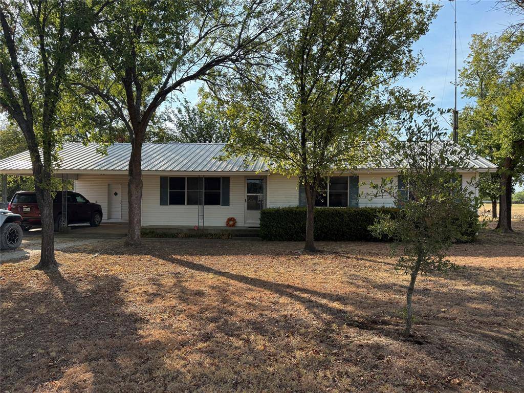 467 County Road 2371, Meridian, TX 76665