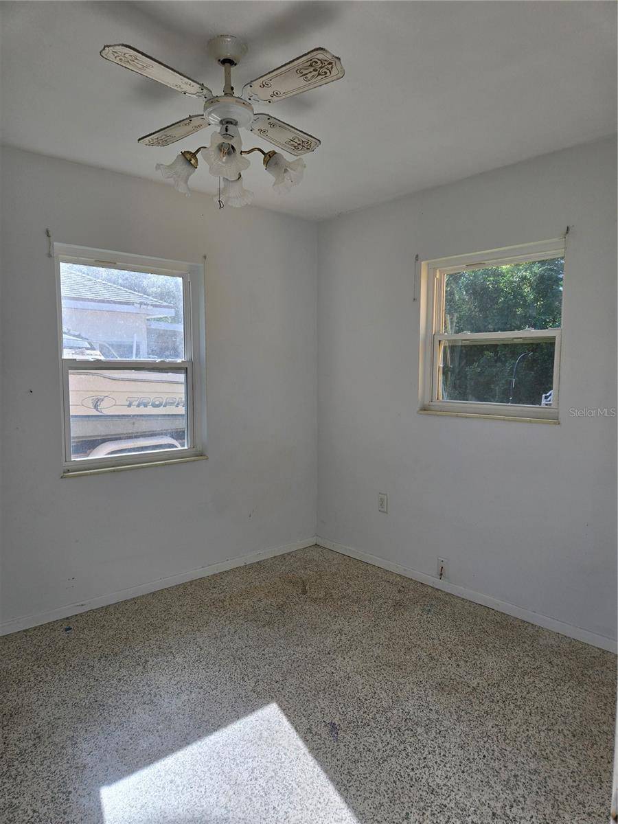 3314 WILLIAMSBURG ST, Sarasota, FL 34231