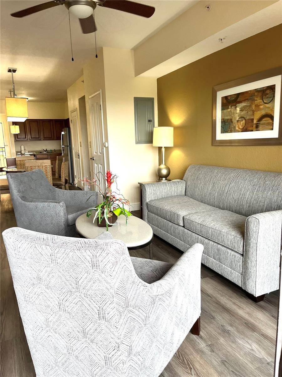 12521 FLORIDAYS RESORT DR #302F, Orlando, FL 32821