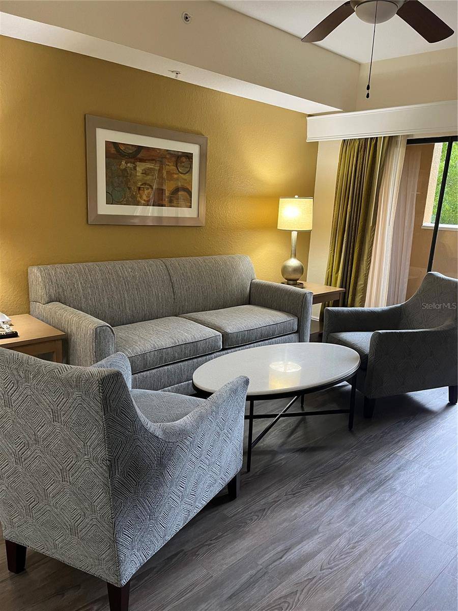 12521 FLORIDAYS RESORT DR #302F, Orlando, FL 32821