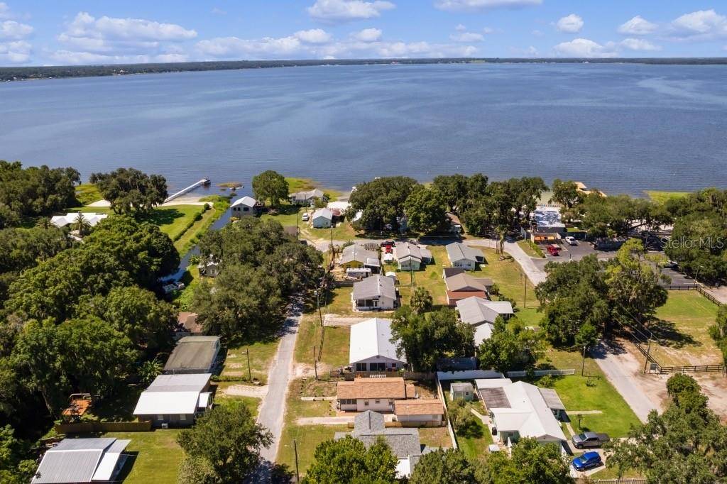 12390 SE 135TH TER, Ocklawaha, FL 32179