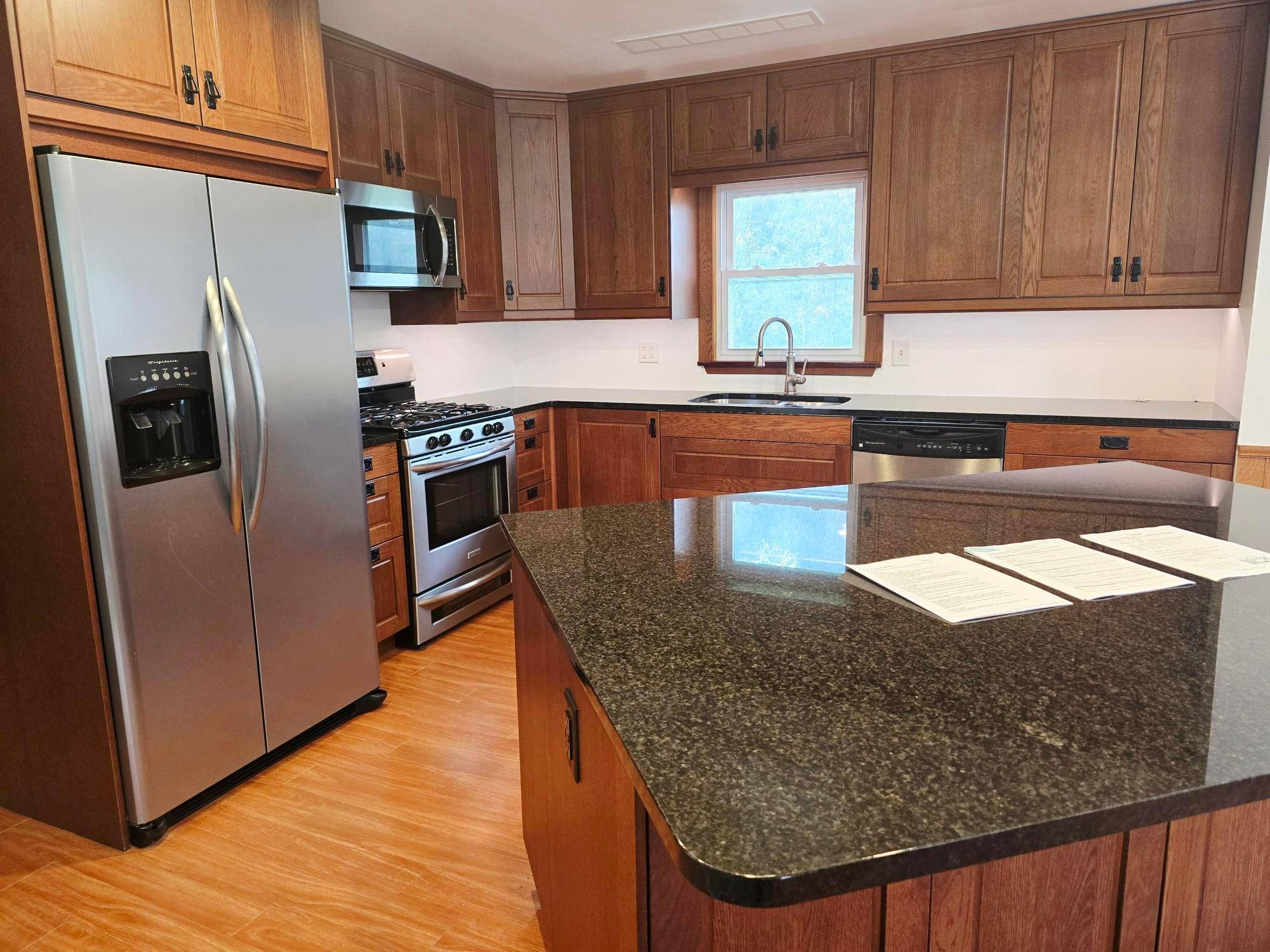 3306 11th ST NE, Austin, MN 55912