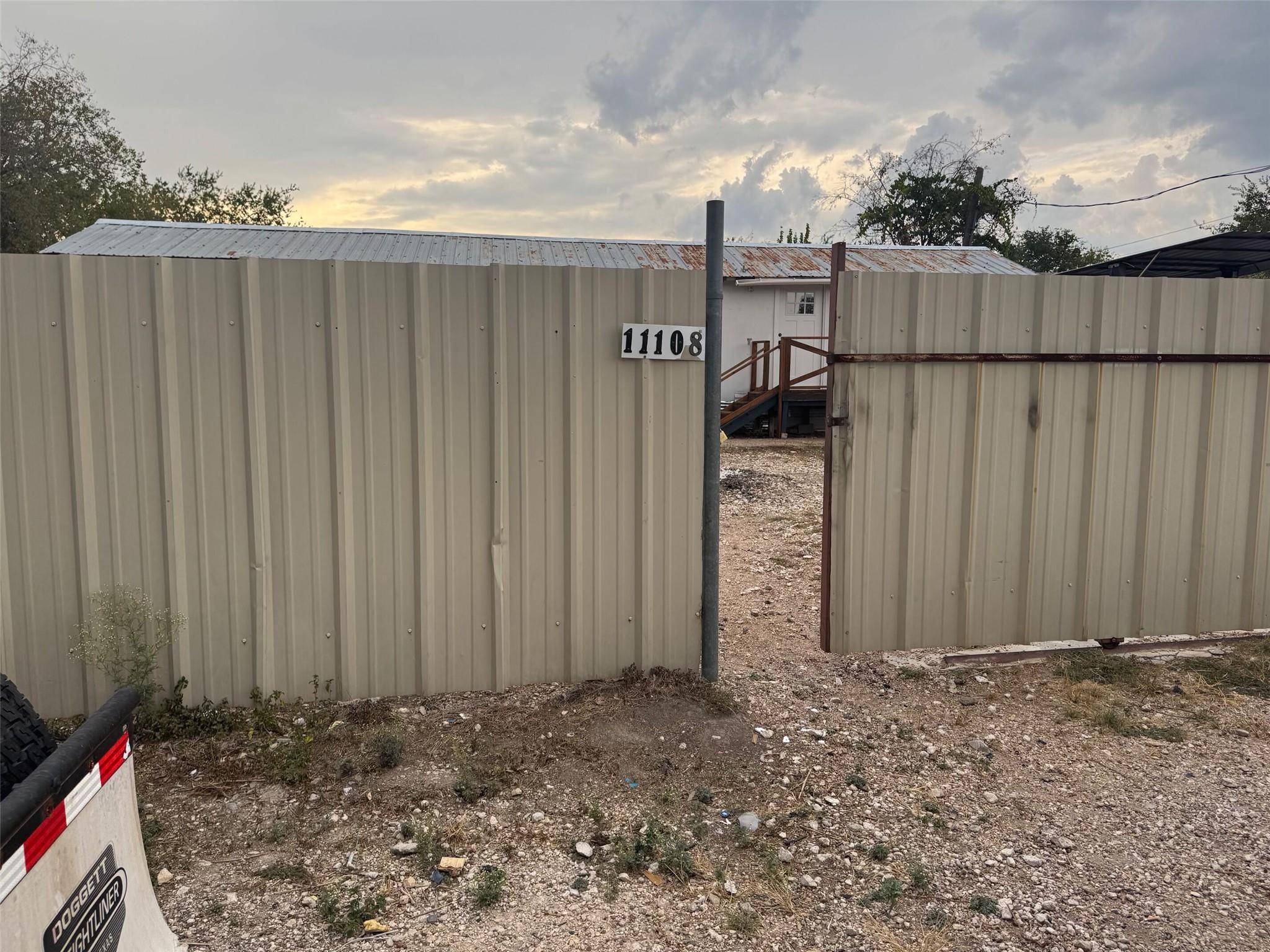 11108 Georgian DR, Austin, TX 78753