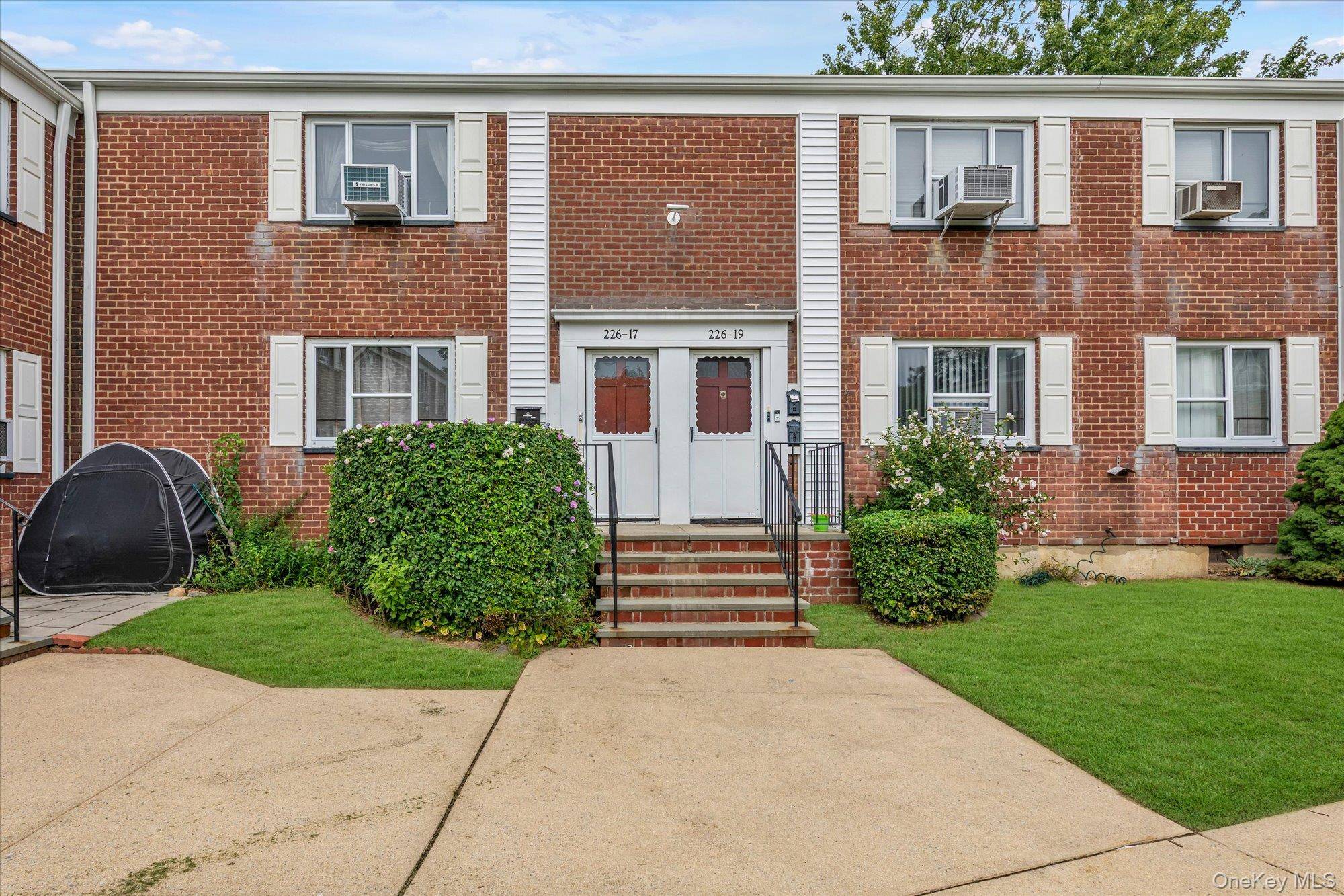 22617 Hillside AVE #S09, Queens Village, NY 11427
