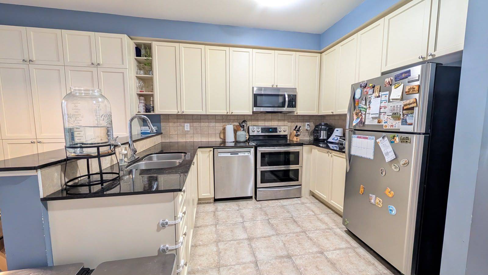 157 Cedar Lake CRES, Brampton, ON L6Y 0P9