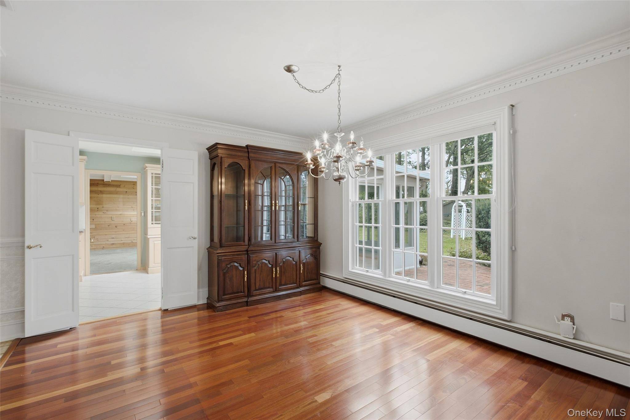 7 Franko LN, East Setauket, NY 11733